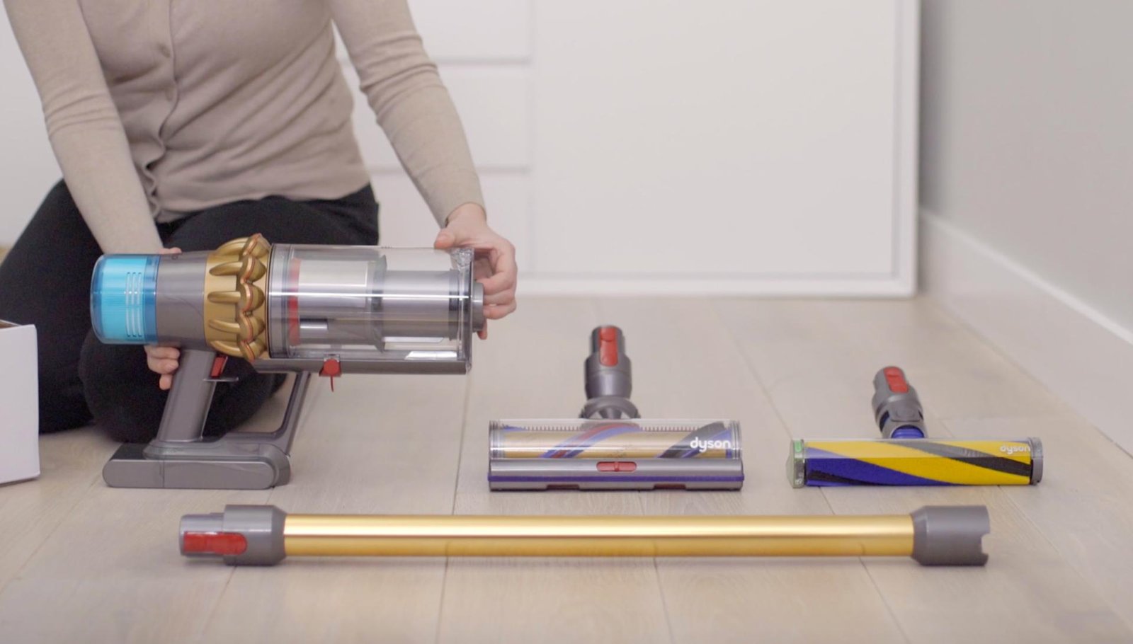 How to Clean Dyson Filter V15: Quick & Easy Guide