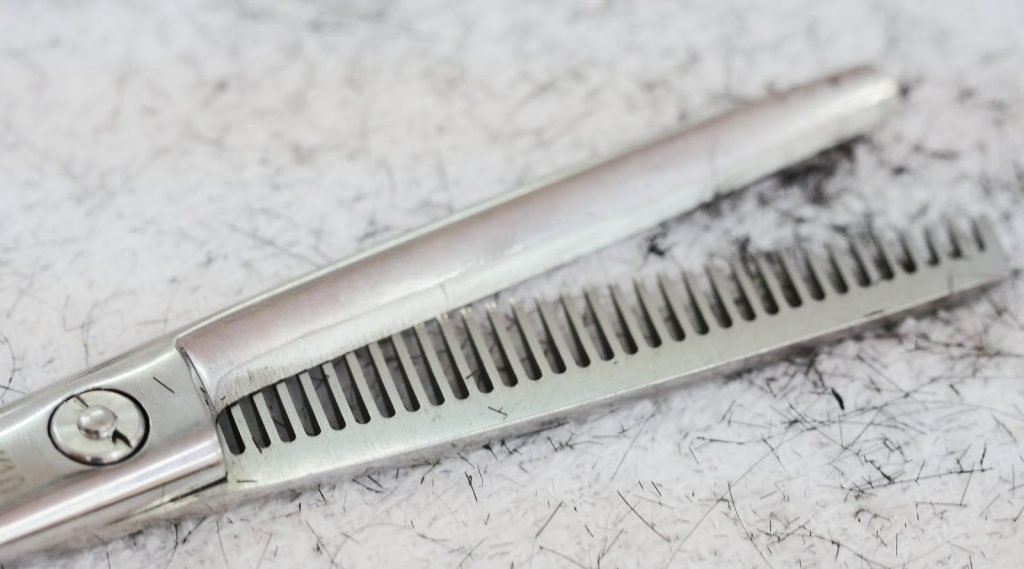How to Clean Scissors: A Step-by-Step Guide