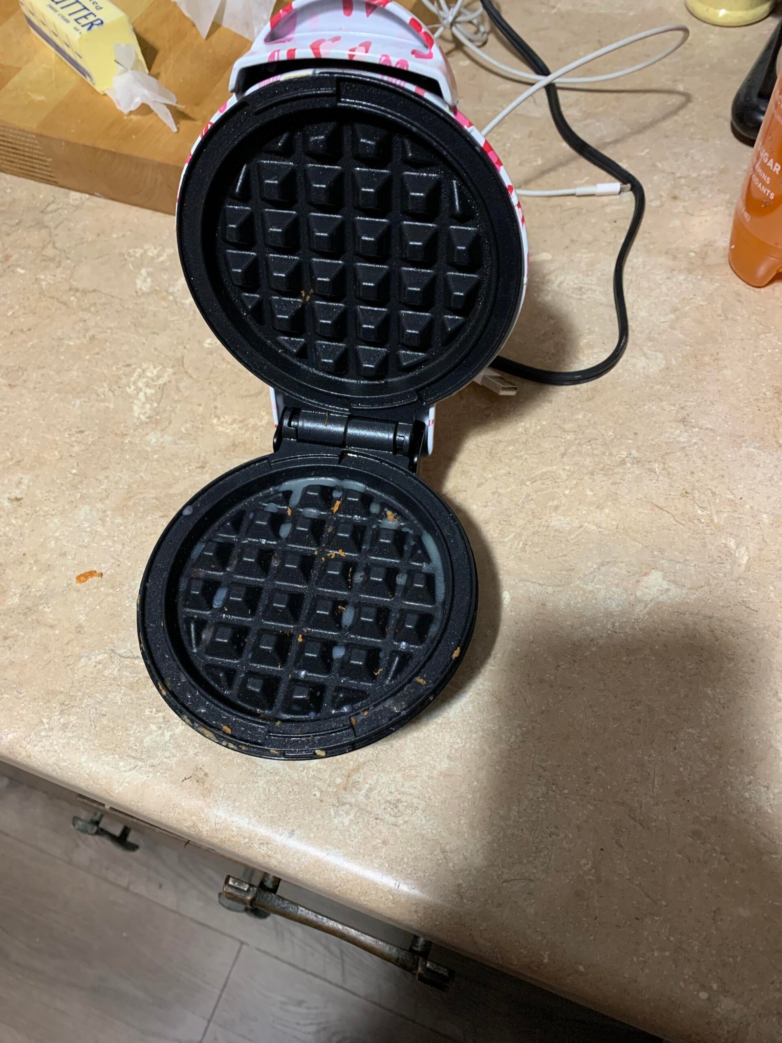 How to Clean a Waffle Maker That Doesn'T Come Apart