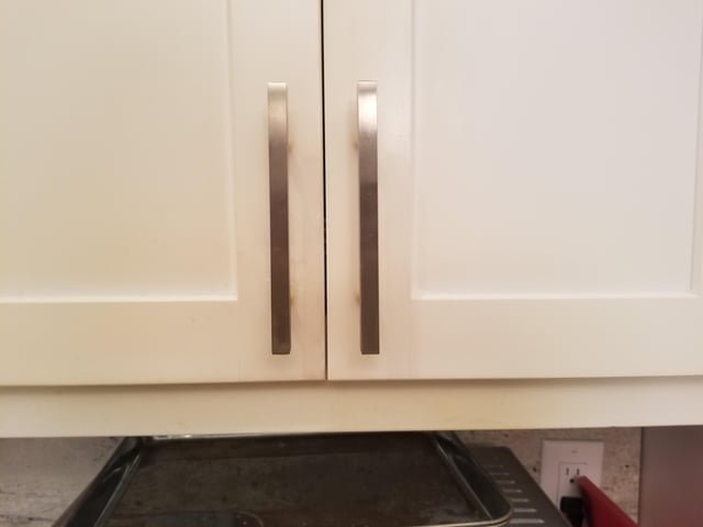 How to Clean White Cabinets That Have Yellowed