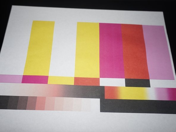 Step-by-step illustration of cleaning an HP printer printhead with distilled water and a lint-free cloth to restore faded prints.