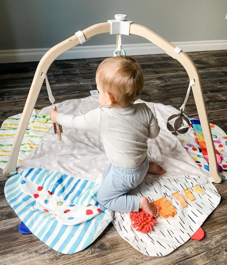 how to clean lovevery play mat
